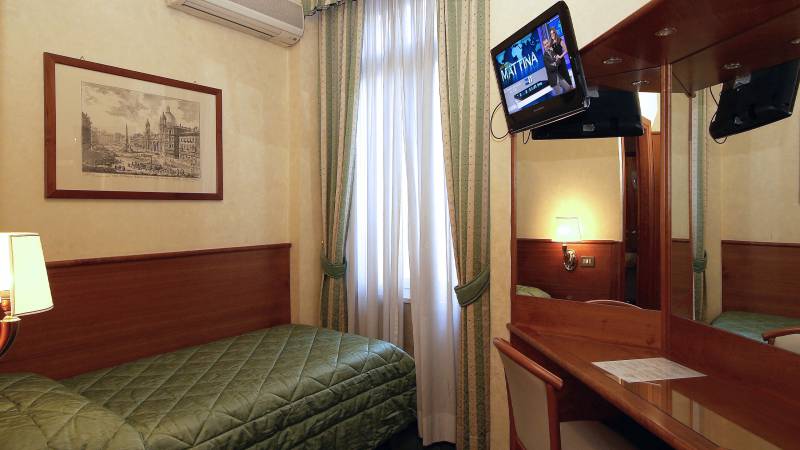 Hotel-Argentina-Roma-camera-singola-2